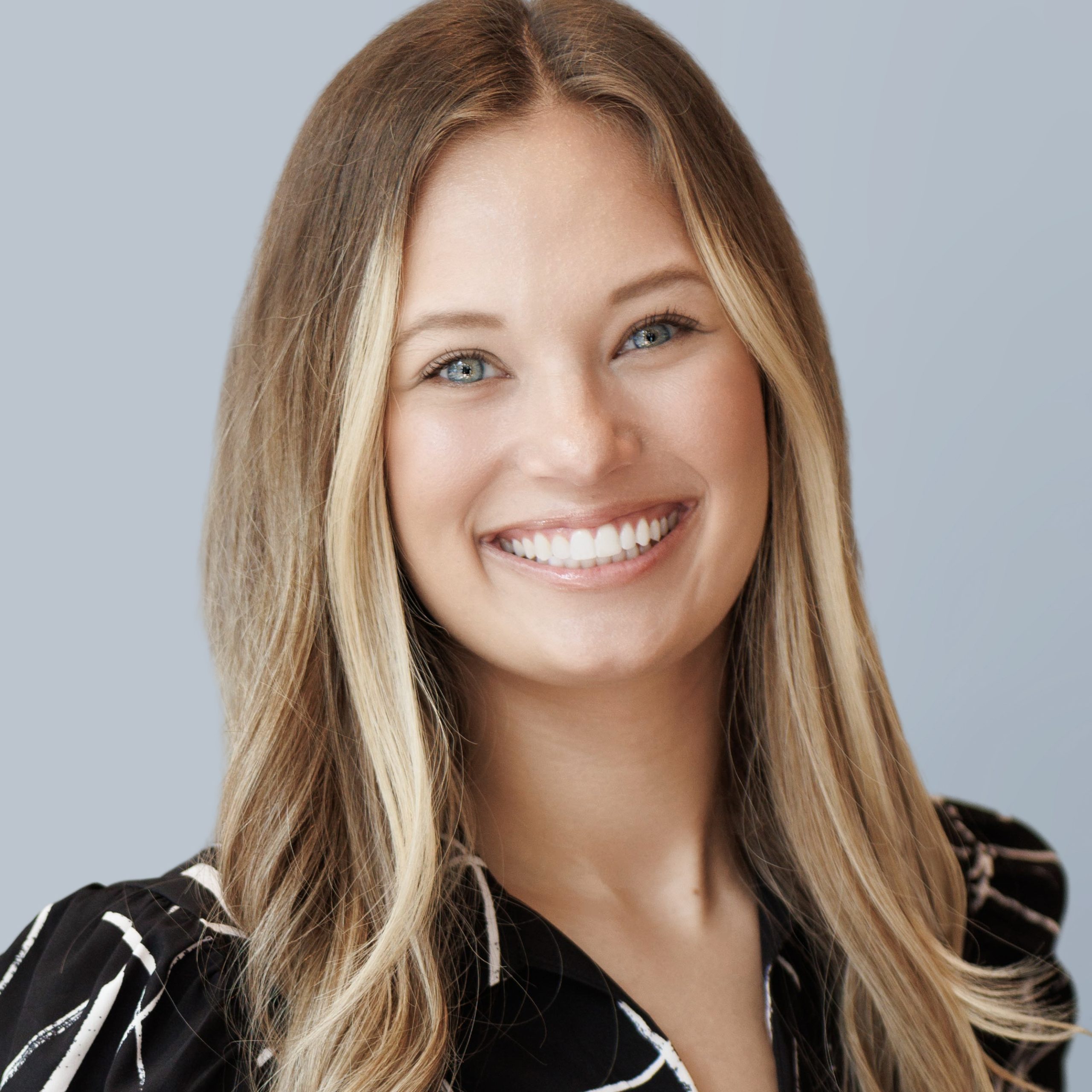 Neelie Hight headshot