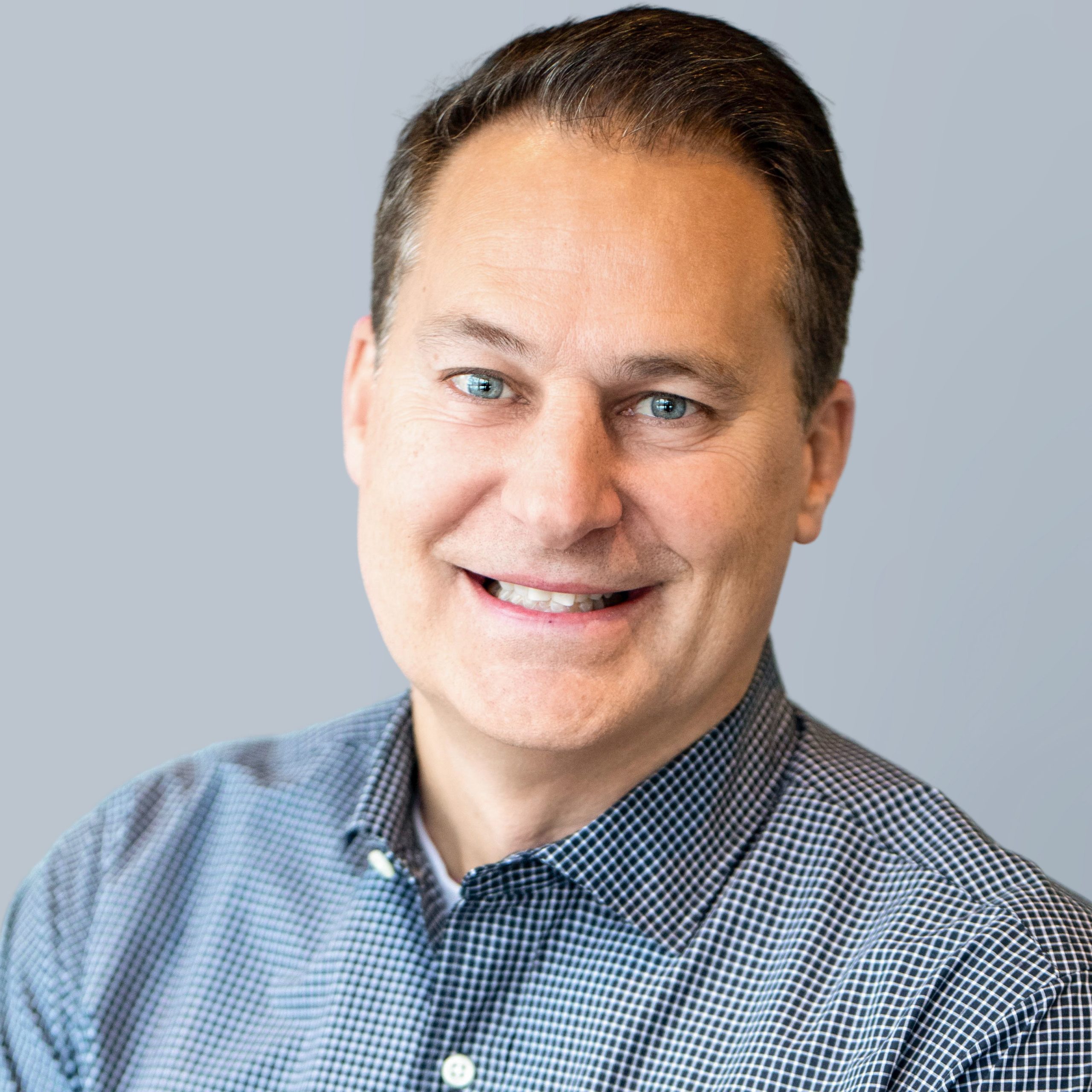 Greg Robertson headshot